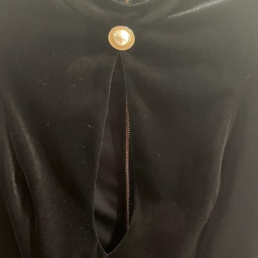 Fashion Nova - Velvet Black Dress with Shoulder Pads - Women’s Size Small - Picture 4 of 8
